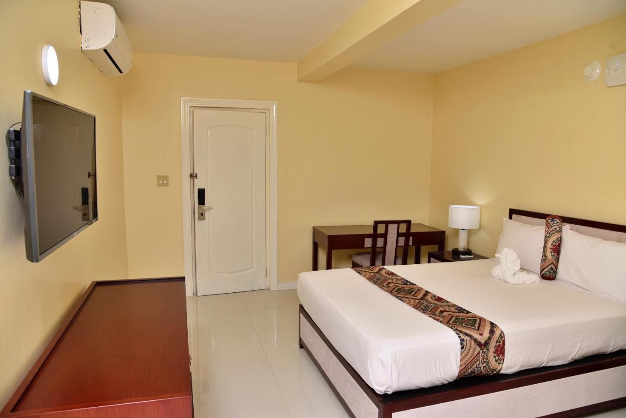 Hotel Grand A View Бухта Монтего Экстерьер фото